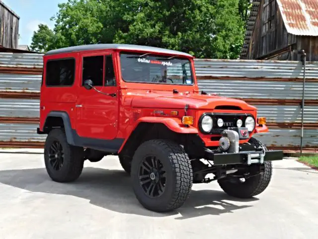 1973 toyota fj-40, restored, red / black, awesome driver, restoration pics !