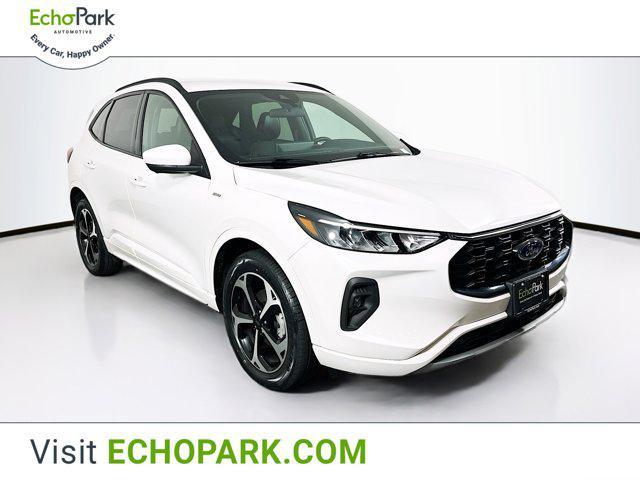 2023 ford escape st-line select