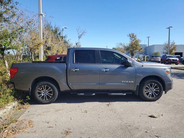2021 nissan titan sv