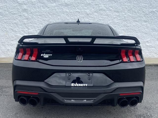 2024 ford mustang dark horse fastback