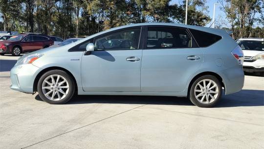 2014 Toyota Prius v (+)