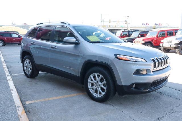 2016 jeep cherokee latitude