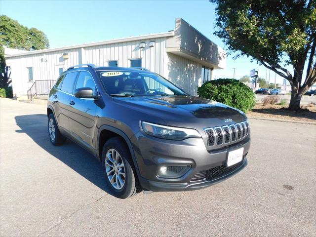 2019 jeep cherokee latitude plus