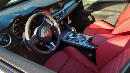 2024 Alfa Romeo Stelvio