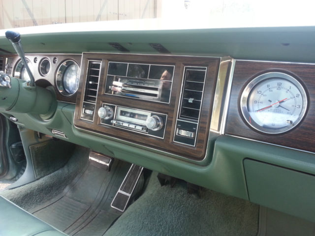 cream puff! 1977 buick lesabre 4 door sedan v8