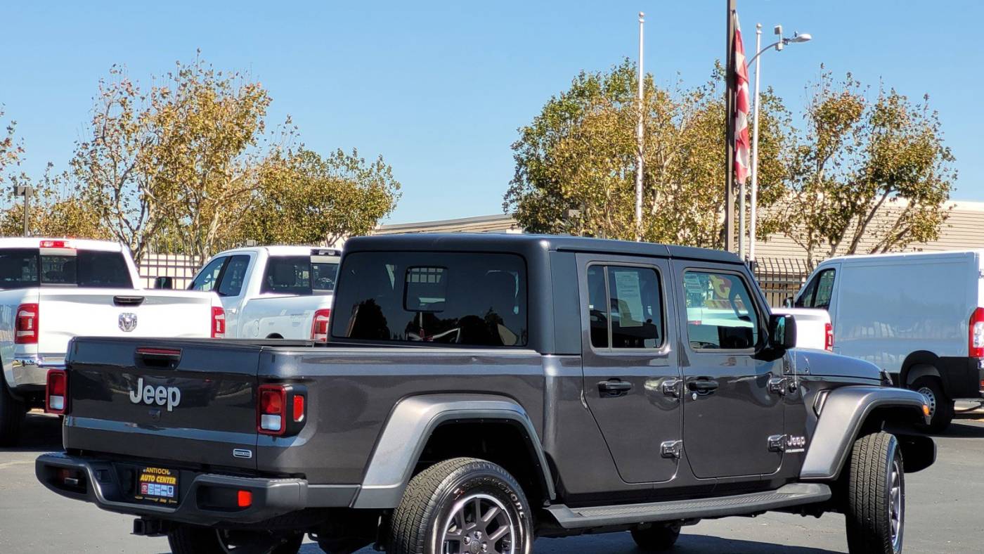 2023 jeep gladiator overland