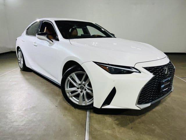 2021 lexus is in jersey city, new jersey