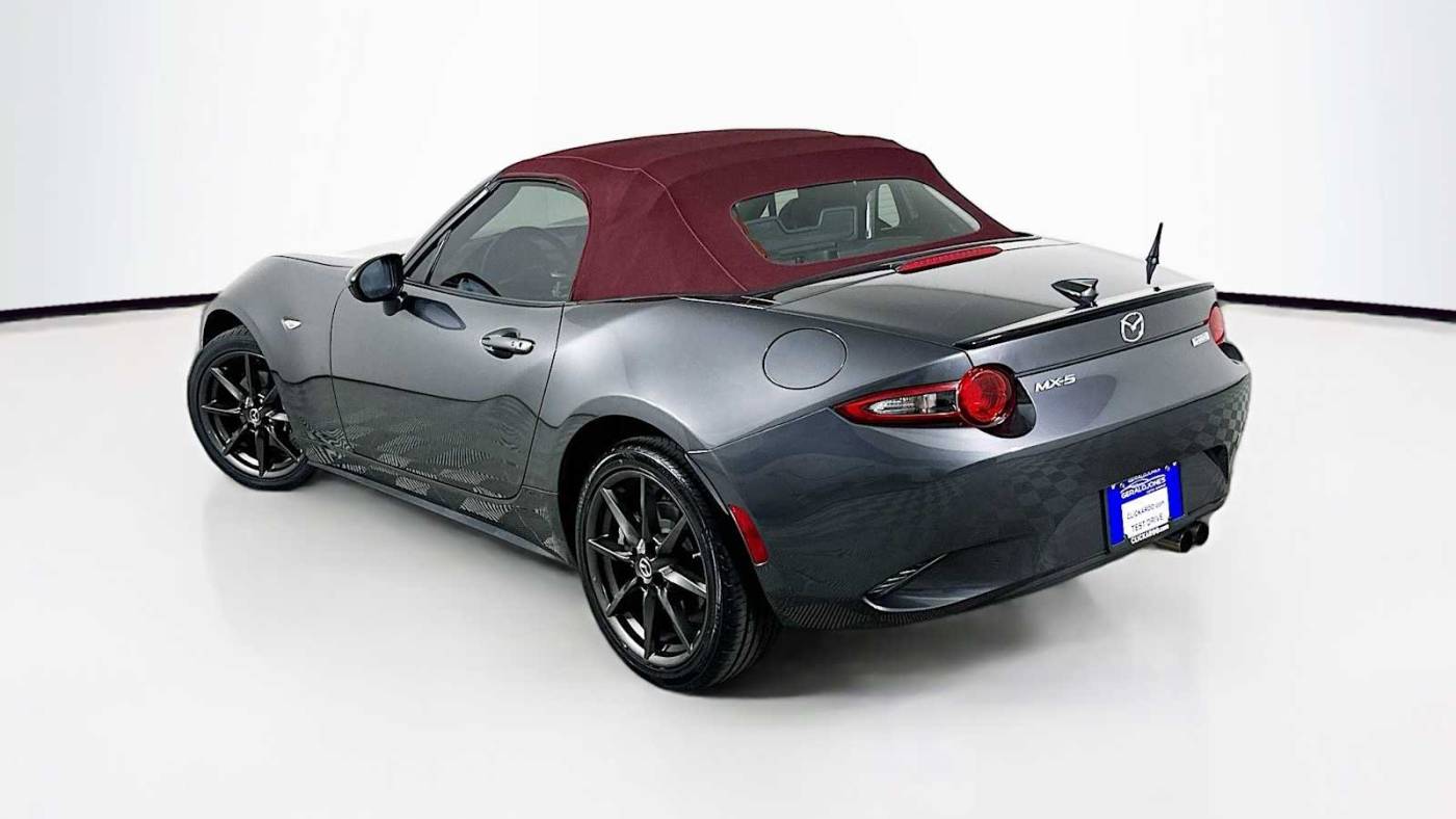 2018 mazda mx-5 miata club