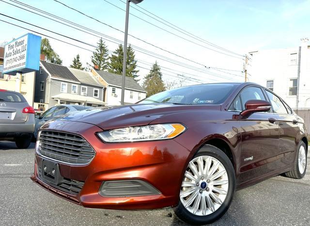 2016 ford fusion hybrid se