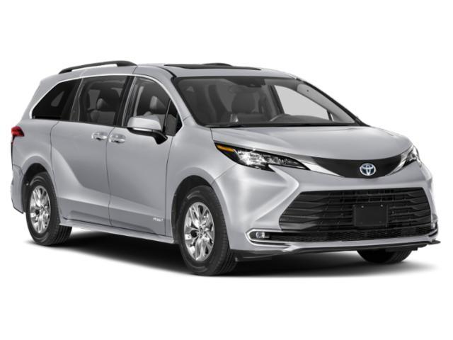 2021 toyota sienna xle 8 passenger