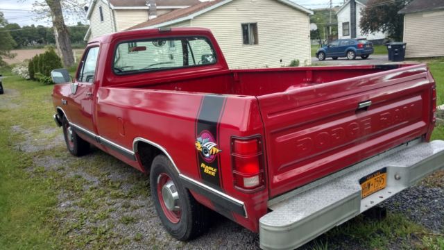 1989 dodge d100 pickup, 318 engine