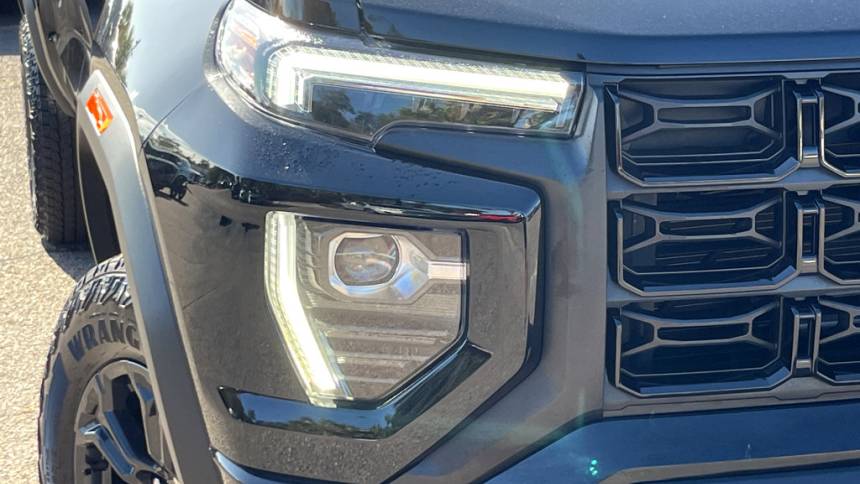 2023 gmc canyon elevation