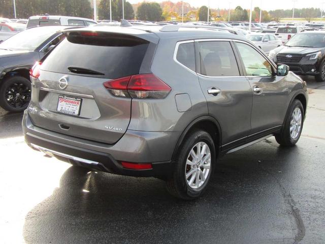 2018 nissan rogue sv