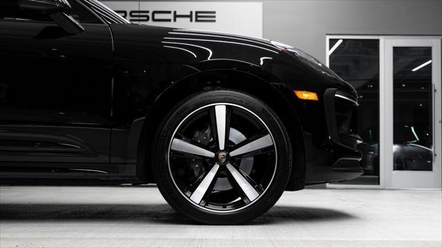 2024 porsche macan base