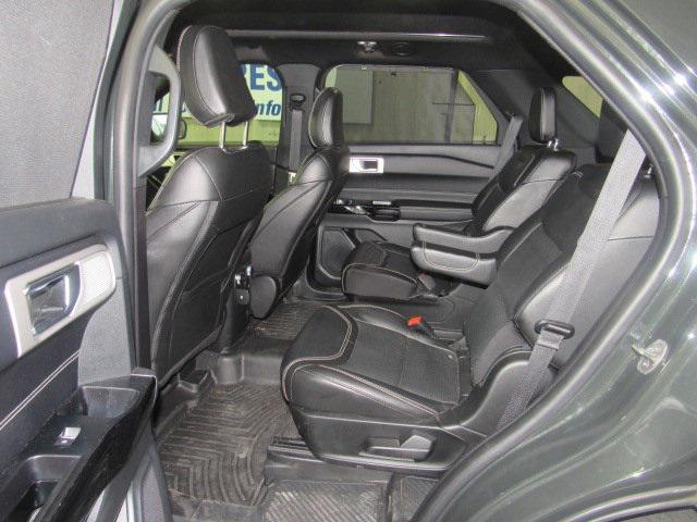 2022 ford explorer st