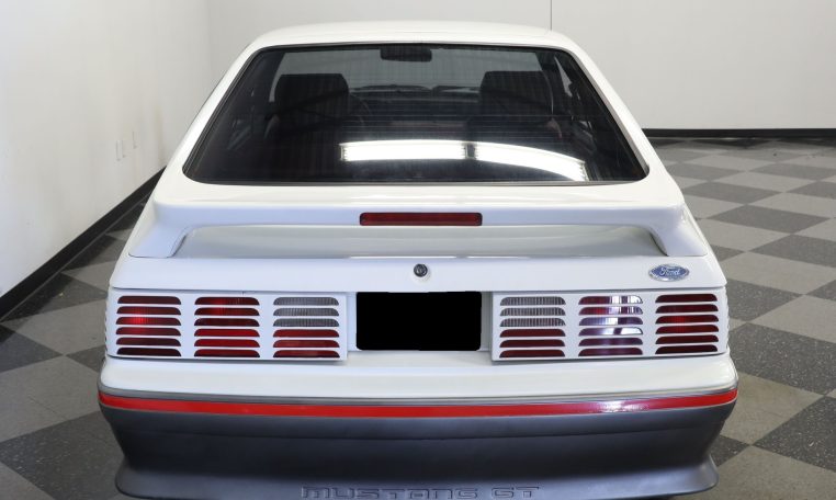 1988 ford mustang gt
