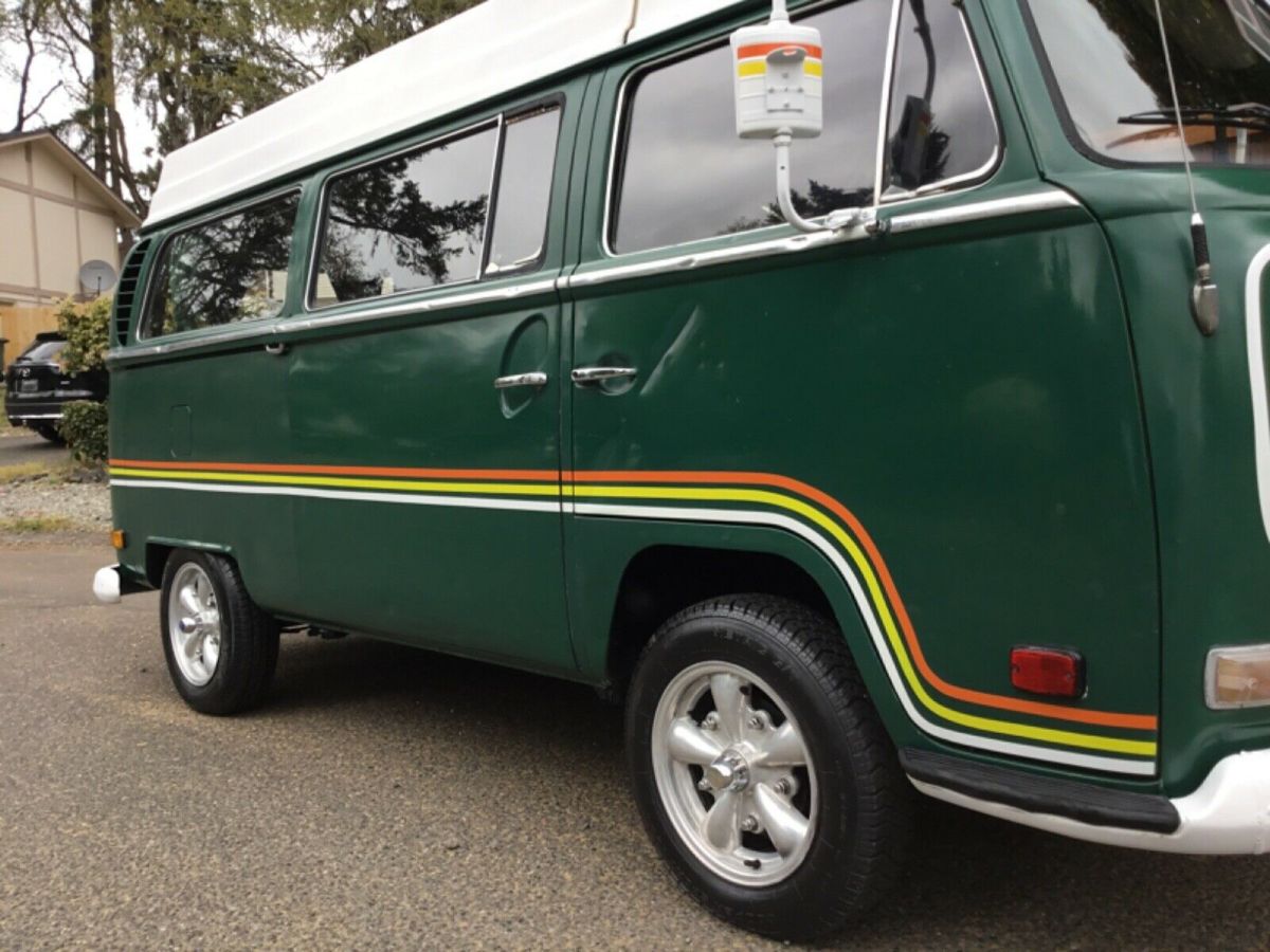 1970 riviera type2 bay window camper bus van volkswagen vanagon westfalia poptop