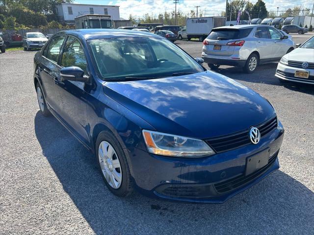 2014 volkswagen jetta man se