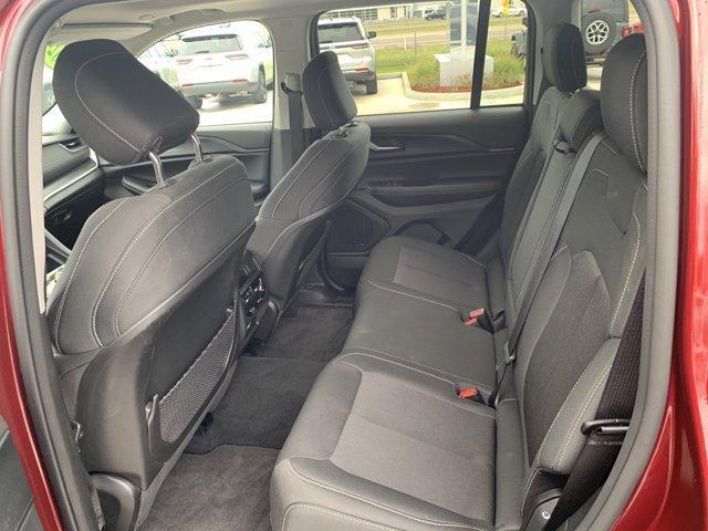 2024 jeep grand cherokee laredo x