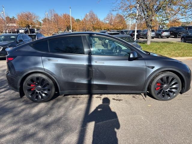 2024 tesla model y performance