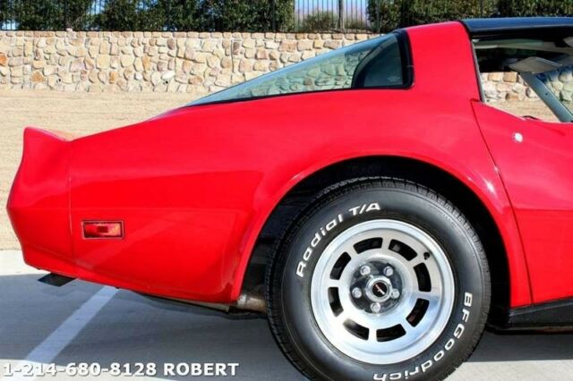 1981 chevrolet corvette base 2dr coupe 66,000 miles red coupe 5.7l v8 automatic