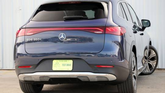 2023 Mercedes-Benz EQE SUV exclusive trim package