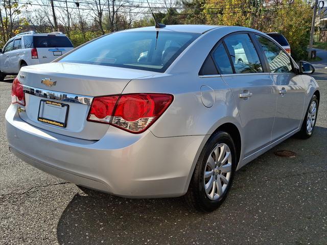 2011 chevrolet cruze ls