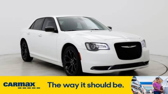2019 Chrysler 300