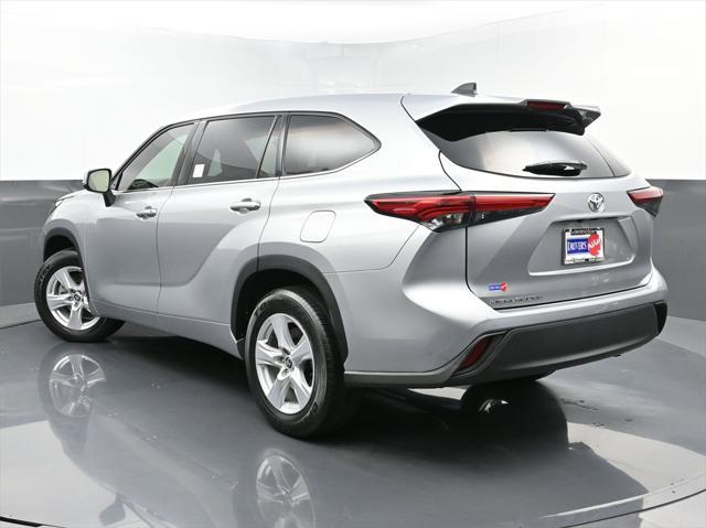 2022 toyota highlander l