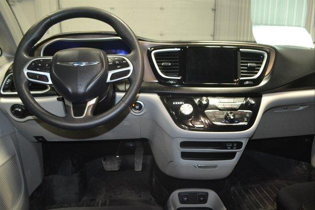 used 2017 chrysler pacifica touring aberdeen, sd 57401 for sale in aberdeen, south dakota
