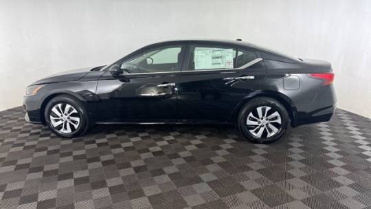 2025 Nissan Altima