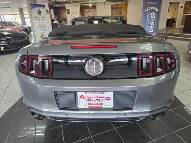 2013 ford mustang v6