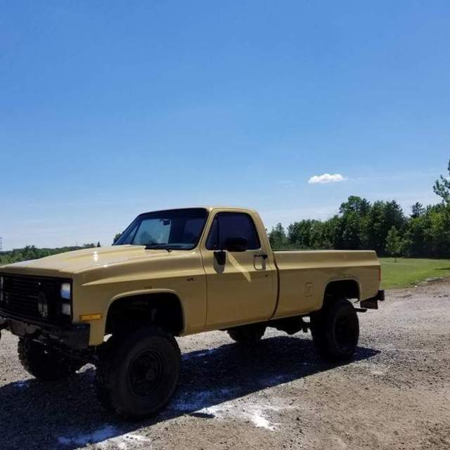 1985 chevy 2500 26,000 miles mint