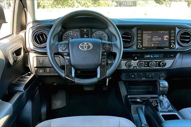 2022 toyota tacoma sr