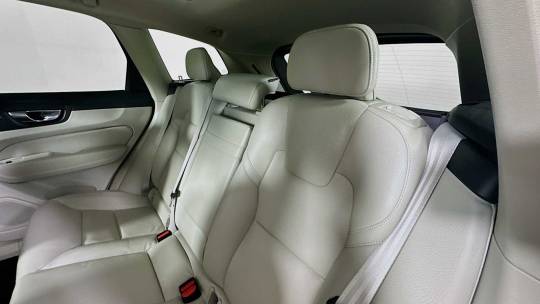 2022 Volvo XC60