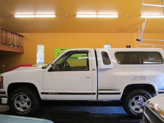 1993 chevrolet silverado 4x4 shortbed one owner all original with 65,070 miles!!