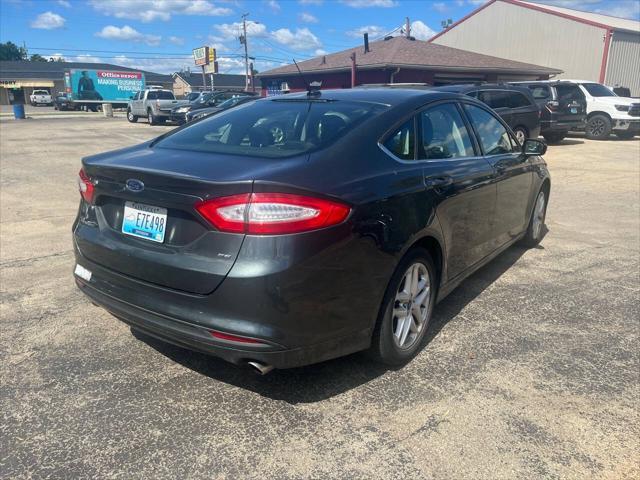 2015 ford fusion se