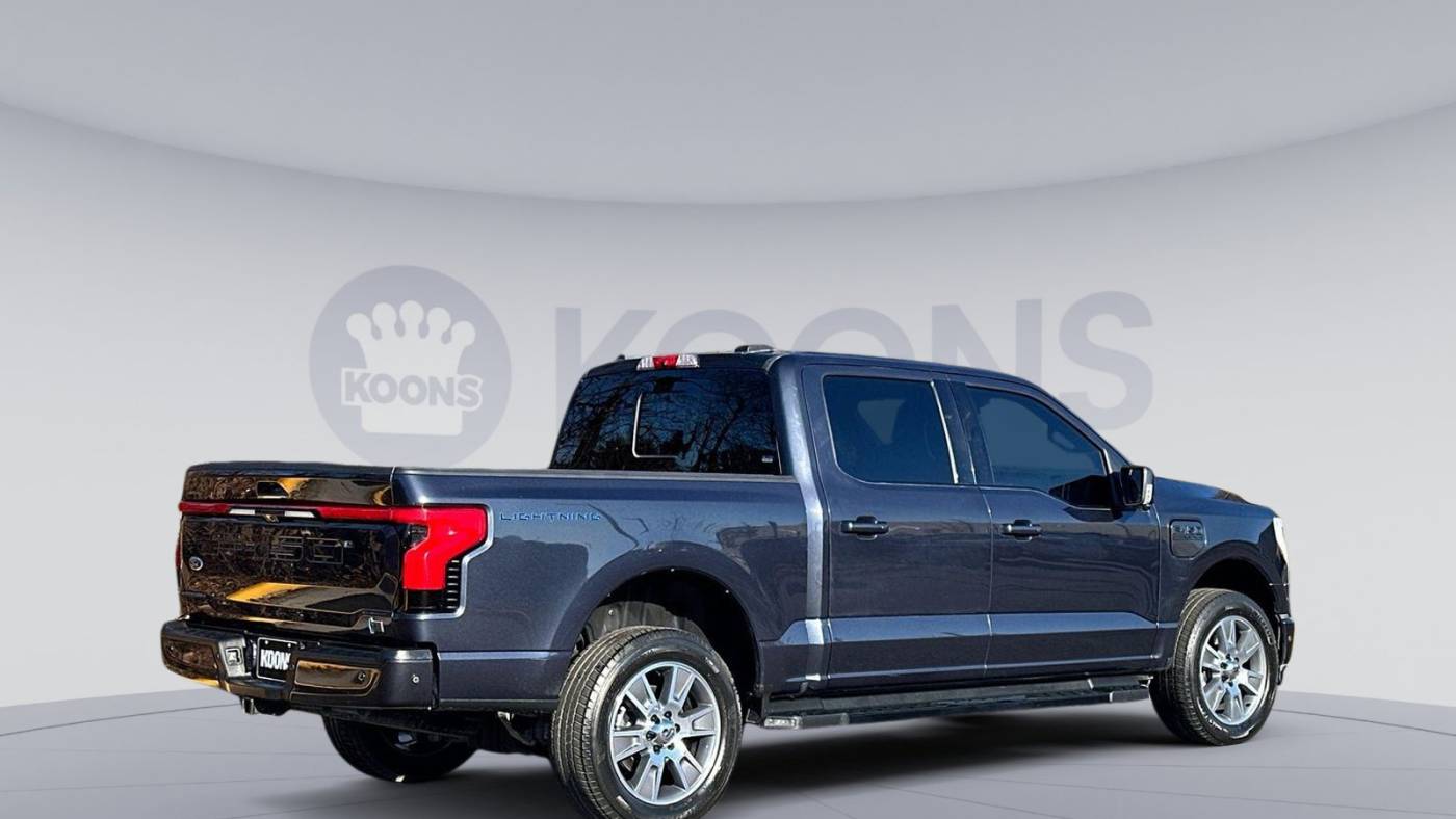 2022 ford f-150 lightning platinum