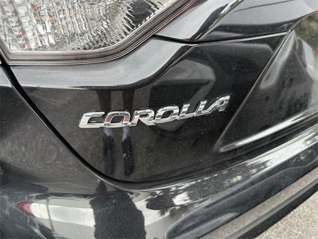 2022 toyota corolla hybrid le