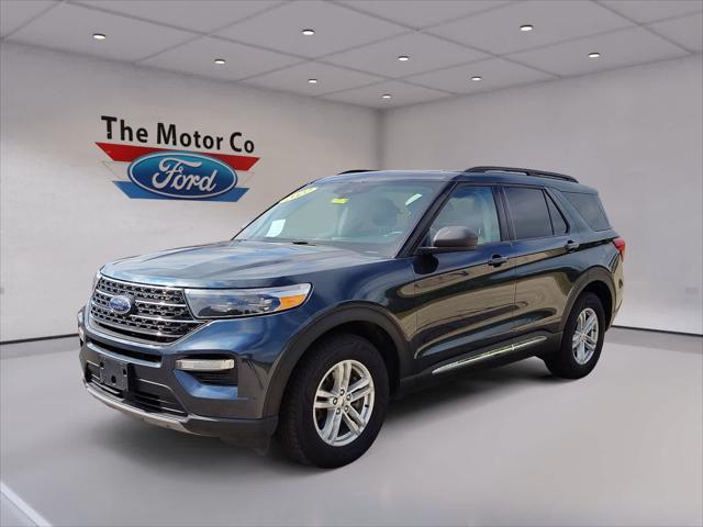 2022 ford explorer xlt
