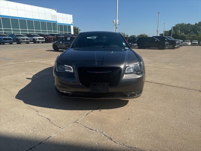 2023 chrysler 300 s