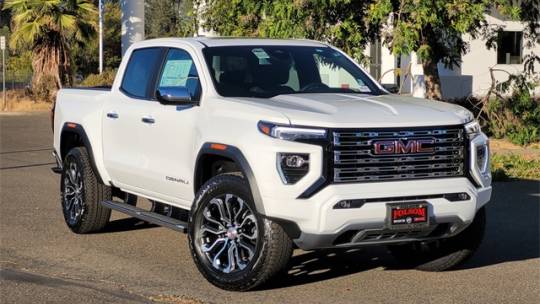 2024 GMC Canyon