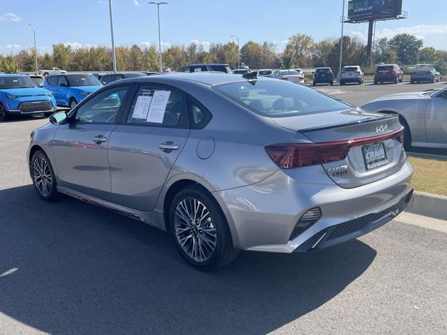 2024 kia forte gt-line
