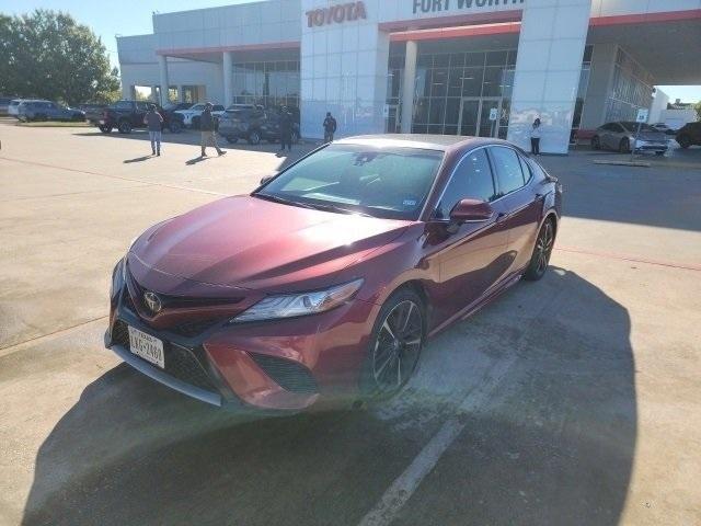 2018 toyota camry xse