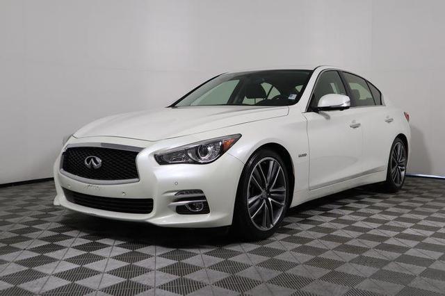 2016 infiniti q50 hybrid in montclair, california