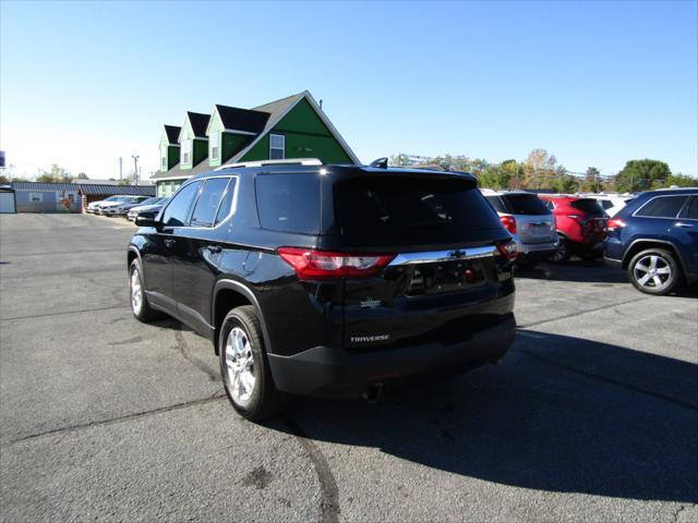 2019 chevrolet traverse lt cloth