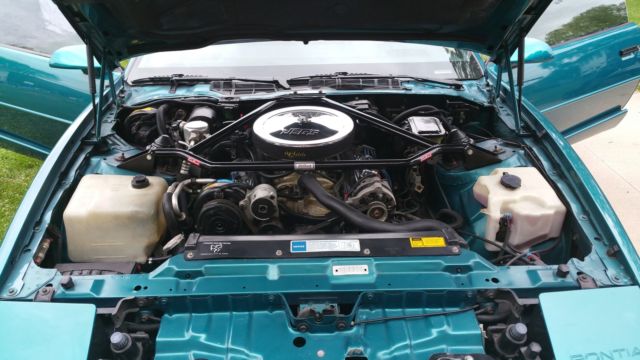 1992 firebird excellent condition. awesome condition. like new