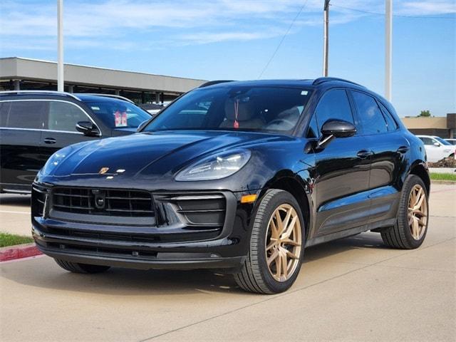 2023 porsche macan base