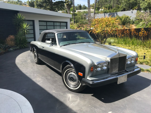 rare, beautiful two toned classic at its finest!