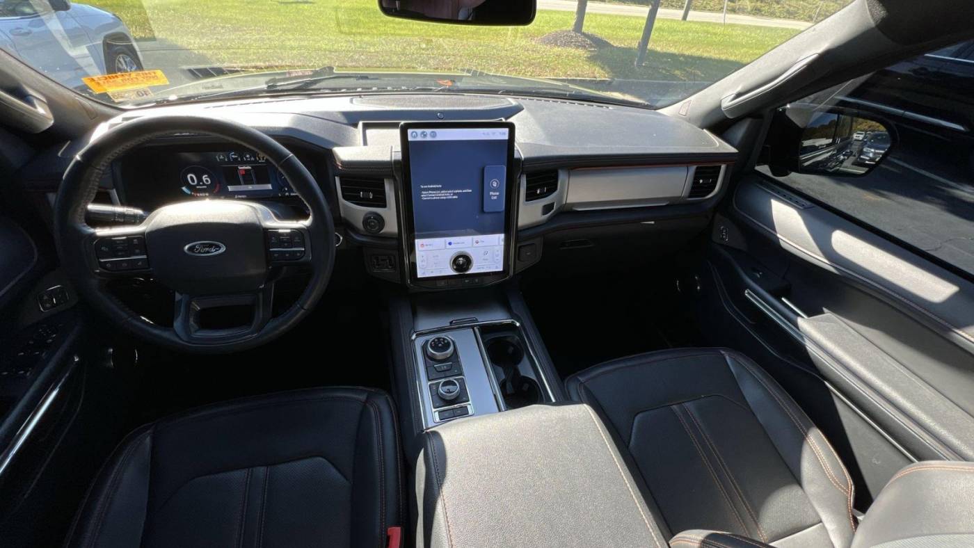 2023 ford expedition timberline